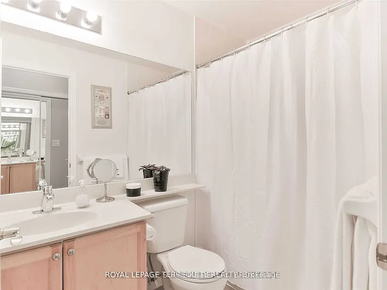 3830 Bathurst St #107 — Photo 12