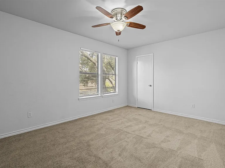 8406 Lyndon Ln #C — Photo 12
