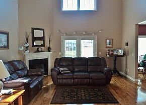 3rd image of 203 Wiltshire Dr