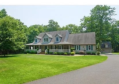 1 Leatherleaf Ct photo 1