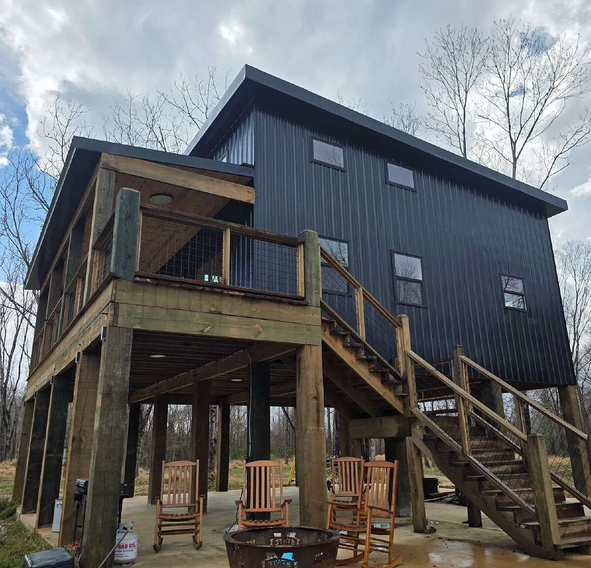 2 bed, 1.0 bath, 900 sqft, $3,200 — Photo 1