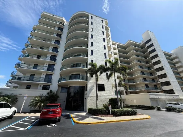 670 Island Way APT 807, Clearwater, FL 33767