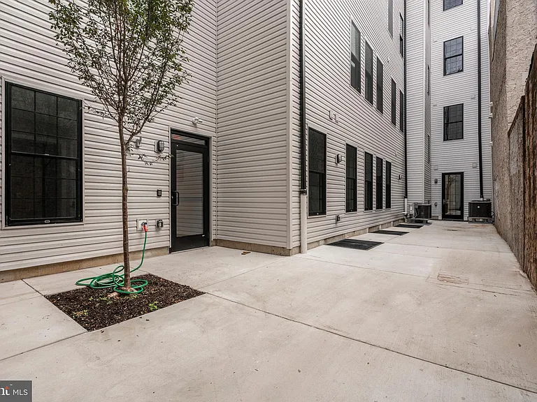 713 S Mildred St #2C — Photo 17