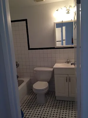 Rented by Kings Court Real Estate | media 23