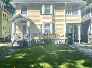 374 Lake View Park, Rochester, NY 14613