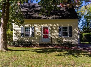 192 Village Ln, Rochester, NY 14610