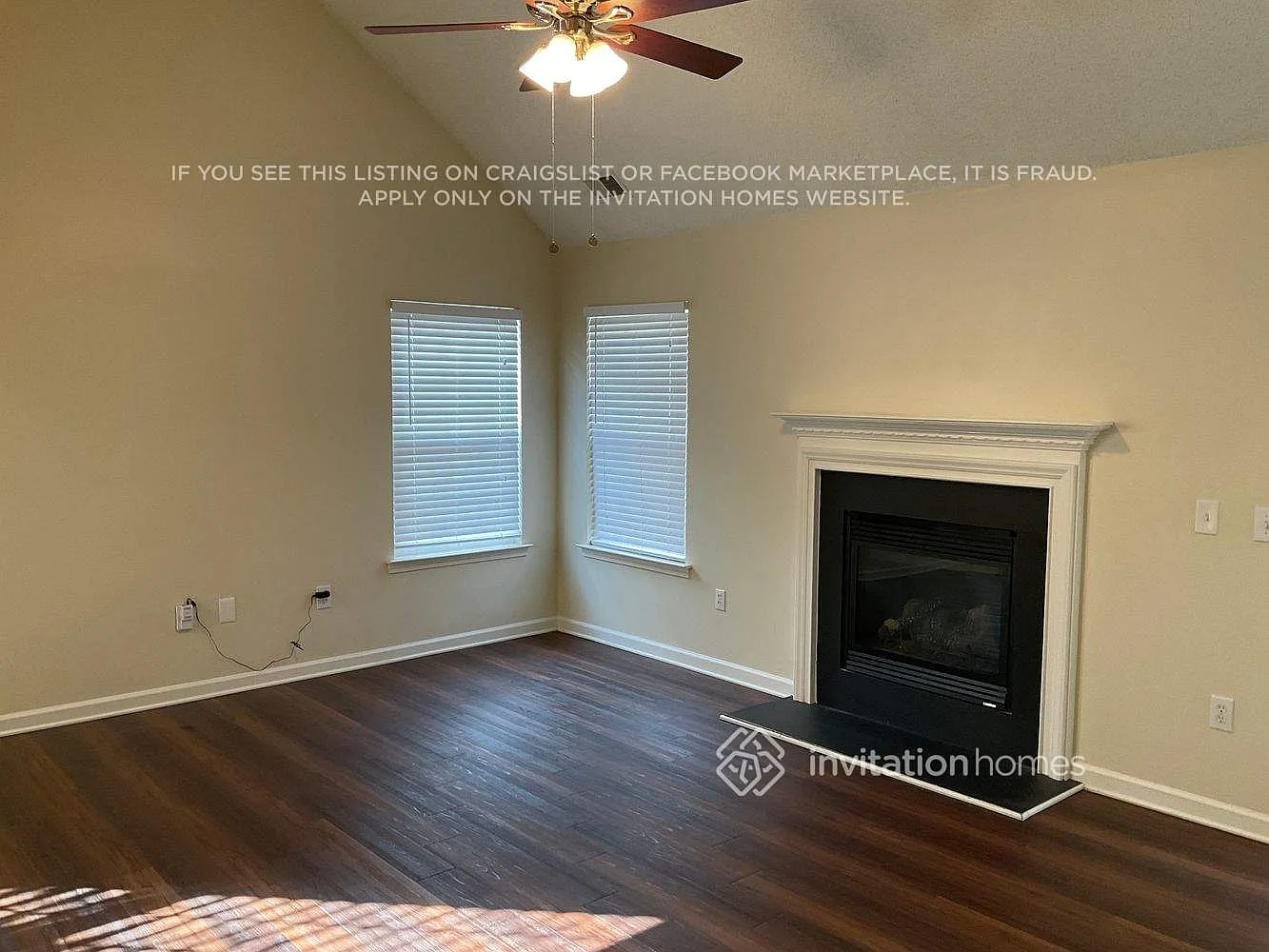 8802 Laurel Run Dr Charlotte, NC 28269 — Photo 2