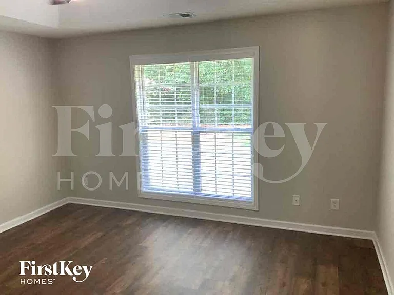 797 Gable Ct — Photo 9