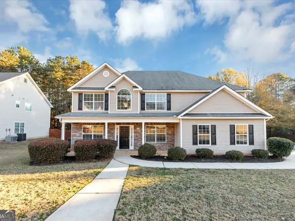 202 Millstone Dr, Hampton, GA 30228