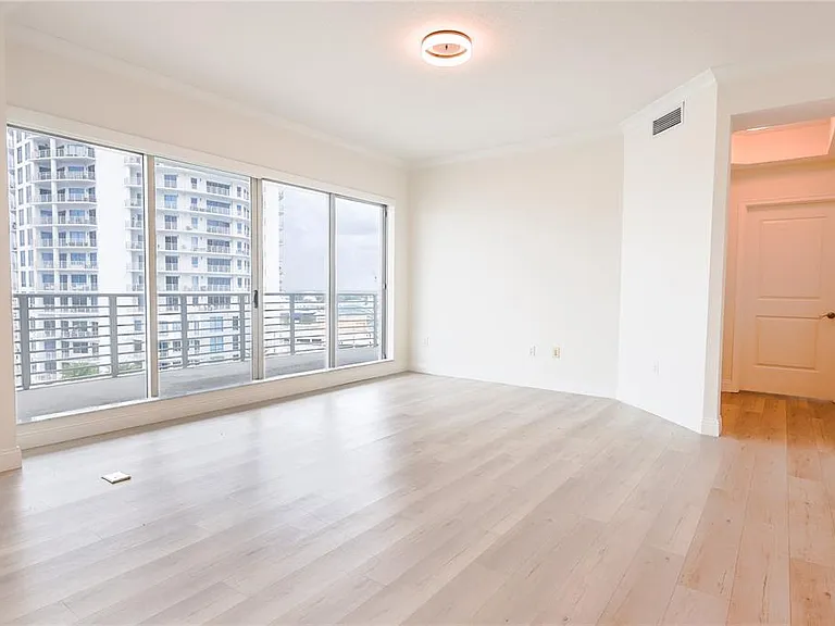 449 S 12th St #1101 — Photo 10