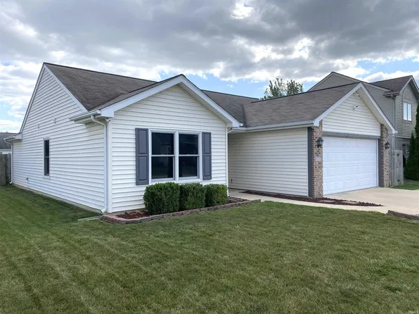 829 Honey Willow Blvd, Huntertown, IN 46748