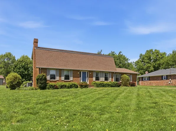 915 Elizabeth Dr, Hopkinsville, KY 42240