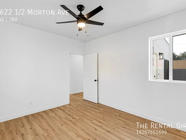 1622 1/2 Morton Ave — Photo 11
