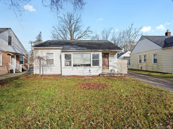 40626 E Ann Arbor Trl, Plymouth, MI 48170