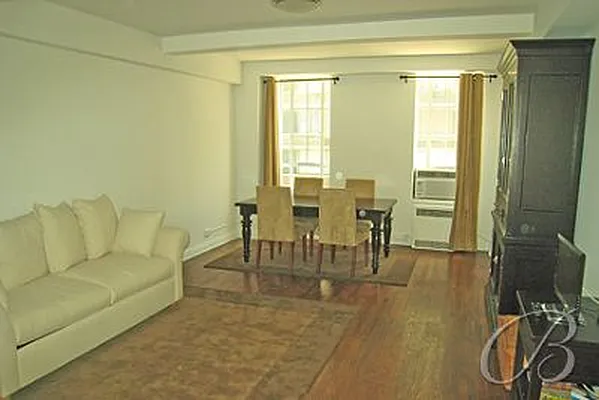 Rented by Bellmarc Realty | media 4