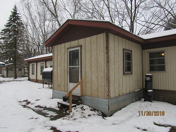2nd image of 59497 Jerrdean Dr