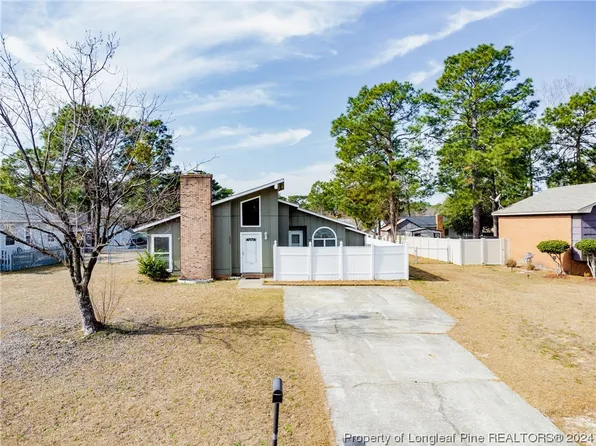2004 Harrow Pl, Fayetteville, NC 28304