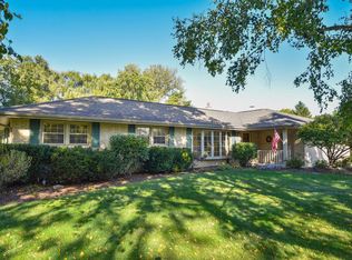 W178N4951 Christopher Ct, Menomonee Falls, WI 53051