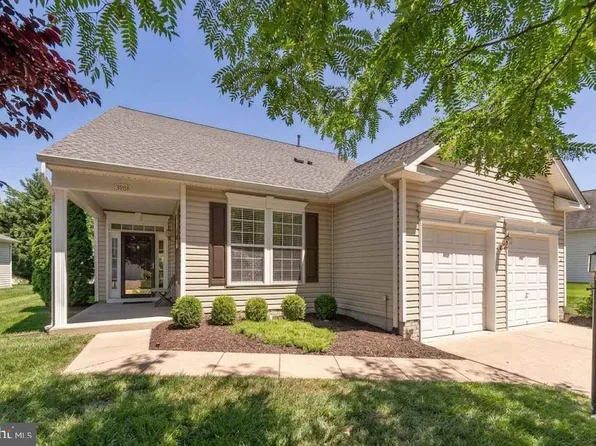 3988 Great Harvest Ct, Dumfries, VA 22025