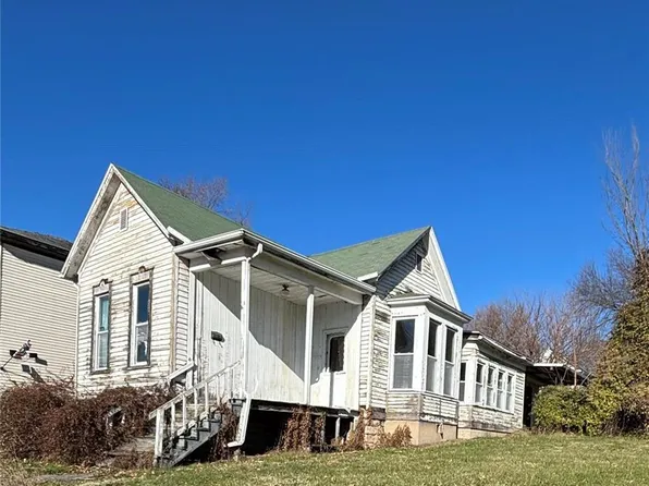 1802 Chestnut St, Hannibal, MO 63401