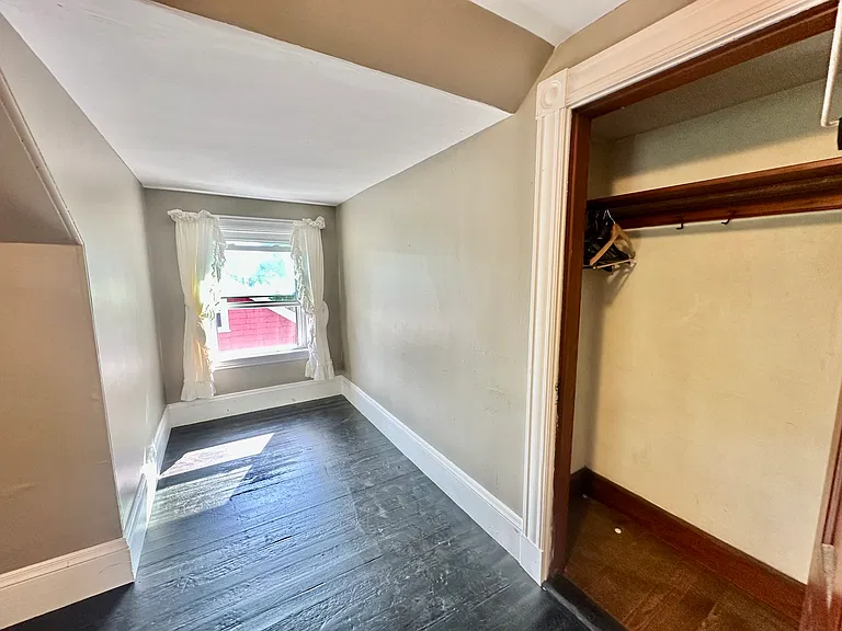 36 Eastbourne St — Photo 42