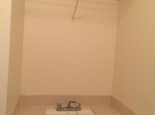5751 N Carica Ave, Fresno, CA 93722
