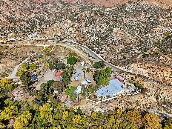 2nd image of 8235 Soledad Canyon Rd