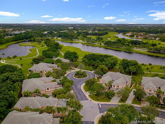 3rd image of 2737 Center Court Drive 1 #18