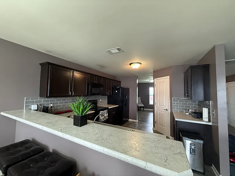 1124 Harmony Ln — Photo 12