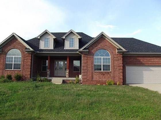 1st image of 584 Meadowcrest Dr