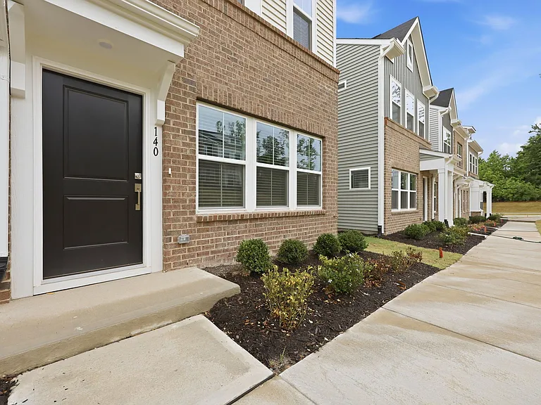 140 Silver Fir Ln — Photo 37