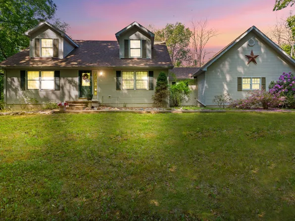 12400 Tuttle Hill Rd, Willis, MI 48191