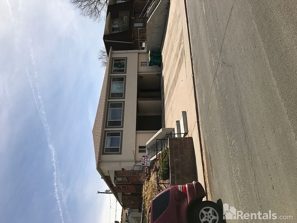 1st image of 351 N Corona St