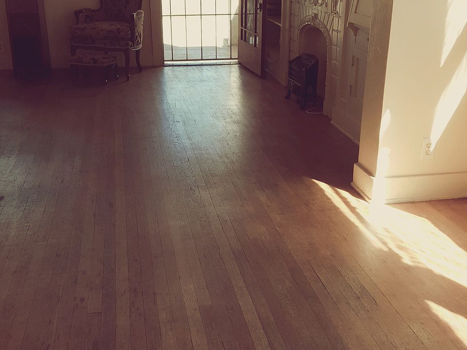 1st image of 3850 E Wilton St