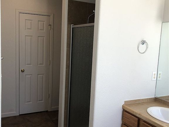 4th image of 133 Buena Vista Dr
