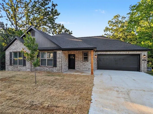 15 Salen Ln, Bella Vista, AR 72715