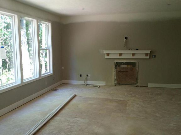 3rd image of 7424 Panners Lane Dr NE