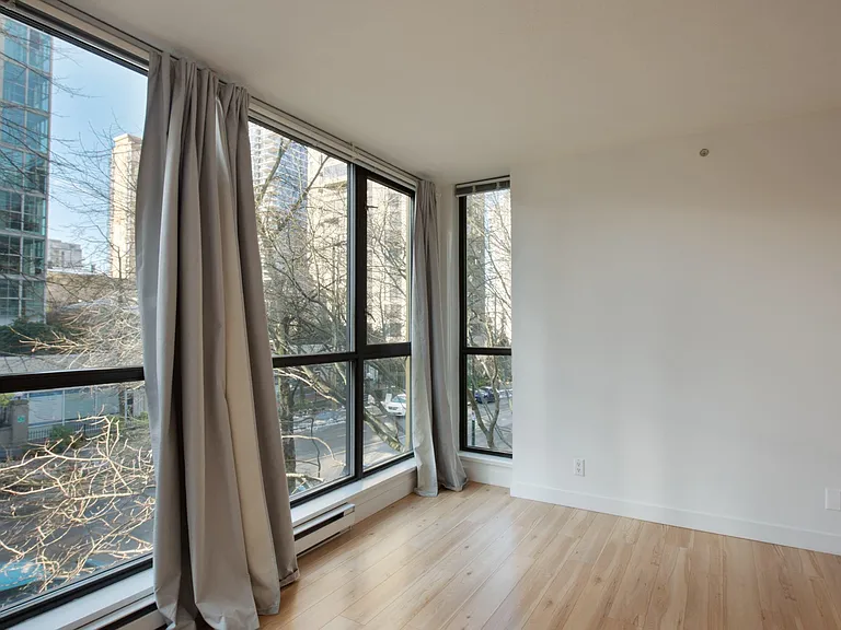 1331 Alberni St #309 — Photo 3