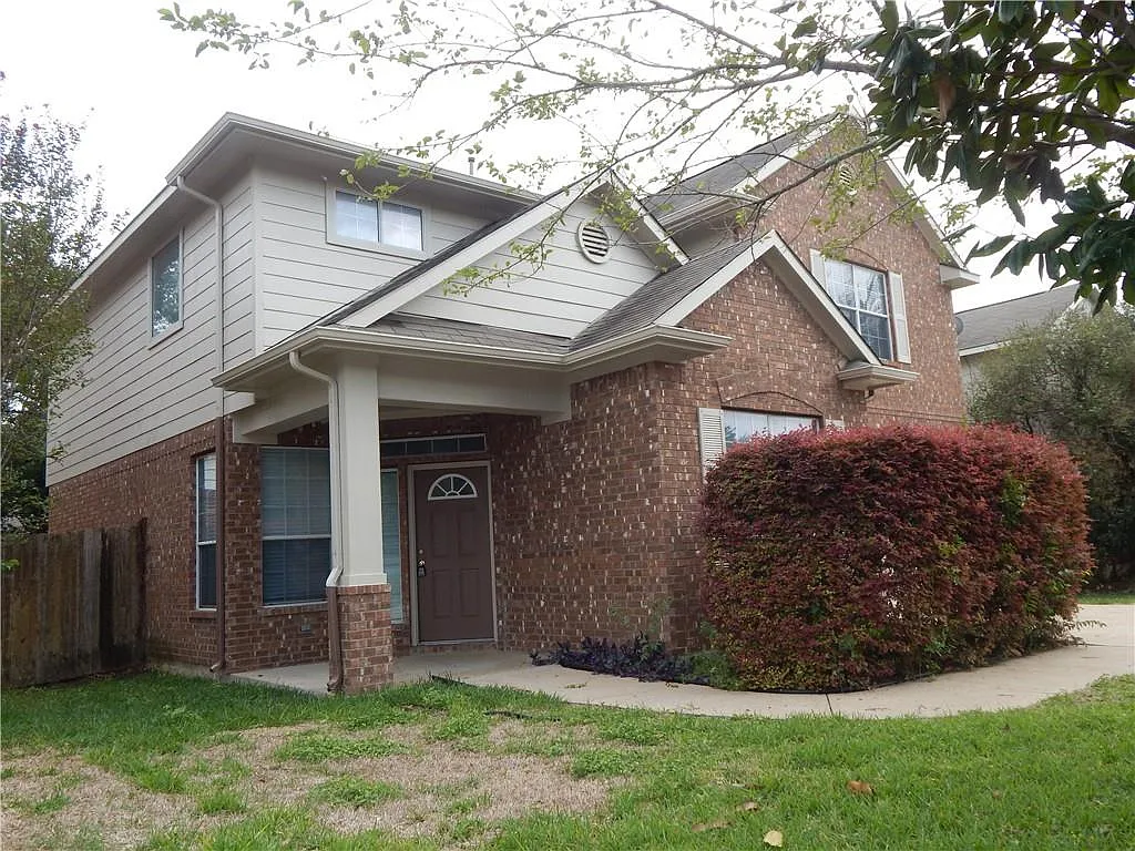 Building Photo - 13521 Shawna Dnay Dr