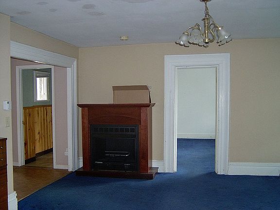 14 x 16 Living Room