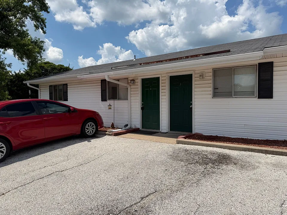 7316 N Wade School Rd #4