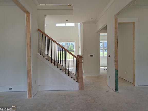4th image of 3405 Hillshire Dr