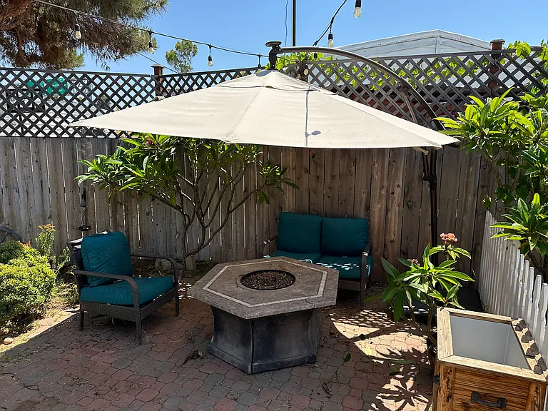 8627 Ian Way — Photo 46