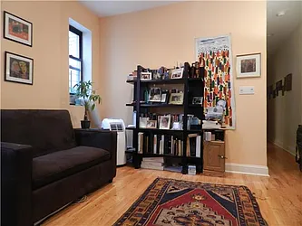Rented by Living New York
