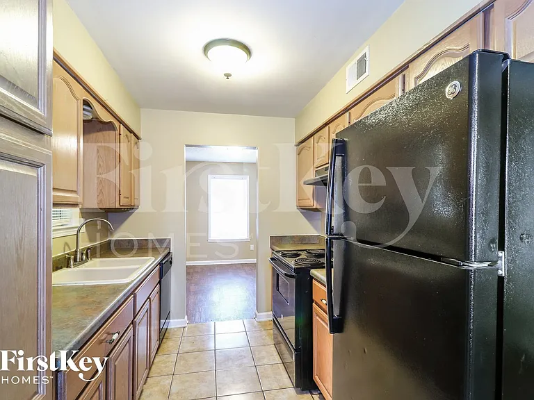 2426 Morning Vista Dr — Photo 5