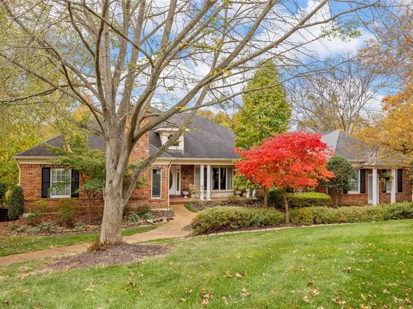 17712 Chaistain Ct, Chesterfield, MO 63005