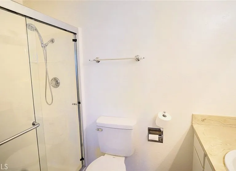 7310 Corsican Dr — Photo 9