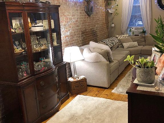 3rd image of 102 Canvass St Fl 2