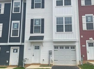 326 Avon Dr, Red Lion, PA 17356