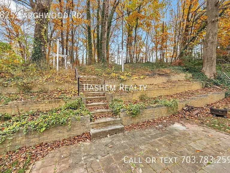 3825 Larchwood Rd — Photo 35